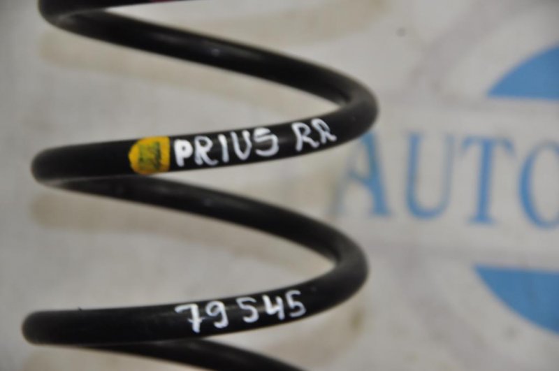 Пружина задней подвески PRIUS - 30 09-17