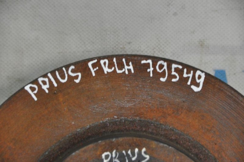 Тормозной диск передний PRIUS - 30 09-17