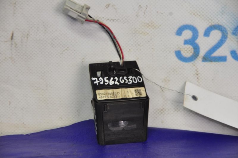 Камера заднего вида LEXUS GS350 GS300 05-11 83021-30020 Б/У