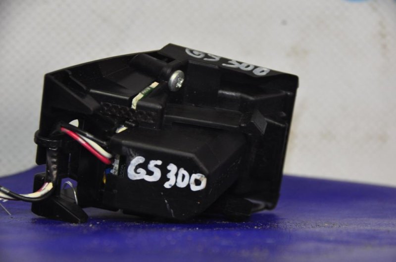 Камера заднего вида LEXUS GS350 GS300 05-11