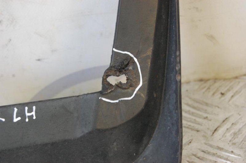 Брызговик задний левый SORENTO XM 09-14