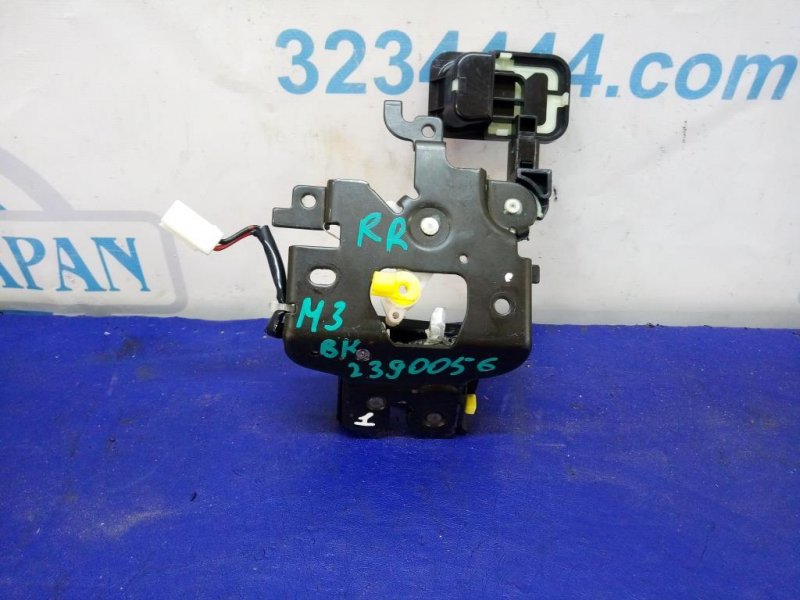 Замок крышки багажника MAZDA 3 BK 03-08 Б/У