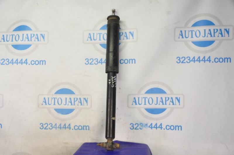 Запчасть амортизатор задний правый TOYOTA AURIS 06-12 48530-09N80 Б/У Амортизатор задний правый TOYOTA AURIS 06-12 48530-09N80 Б/У