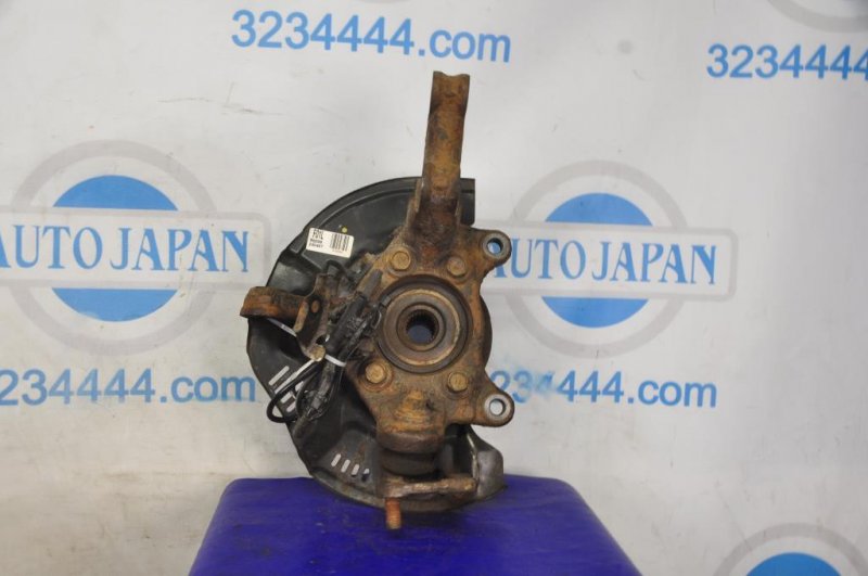 Ступица передняя левая AURIS 06-12