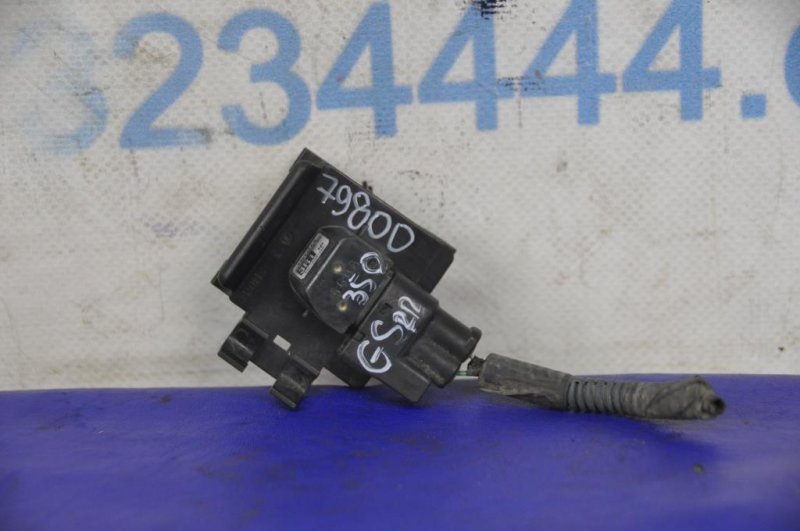 Датчик парктроника GS350 GS300 05-11 Датчик парктроника GS350 GS300 05-11