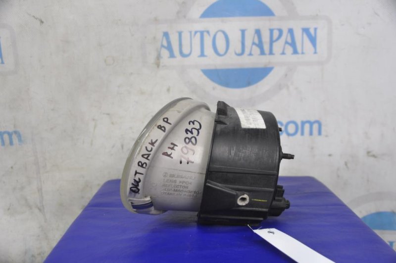 Противотуманная фара правая OUTBACK 03-09 BP