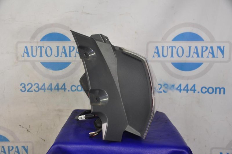 Фонарь наружный задний правый X-TRAIL/ROGUE T32 13-20