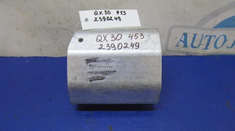 Запчасть крепление радиатора левое INFINITI QX30 16-20 2016 Внедорожник 2.0 20PET 751S1-5DA0A Б/У Крепление радиатора левое INFINITI QX30 16-20 2016 Внедорожник 2.0 20PET 751S1-5DA0A Б/У