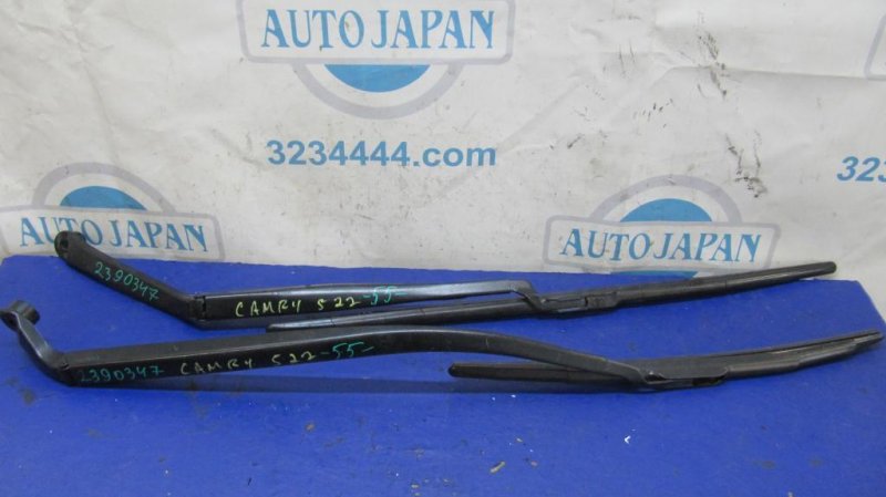 Запчасть поводок стеклоочистителя передний TOYOTA CAMRY 55 14-17 85221-06110 Б/У Поводок стеклоочистителя передний TOYOTA CAMRY 55 14-17 85221-06110 Б/У