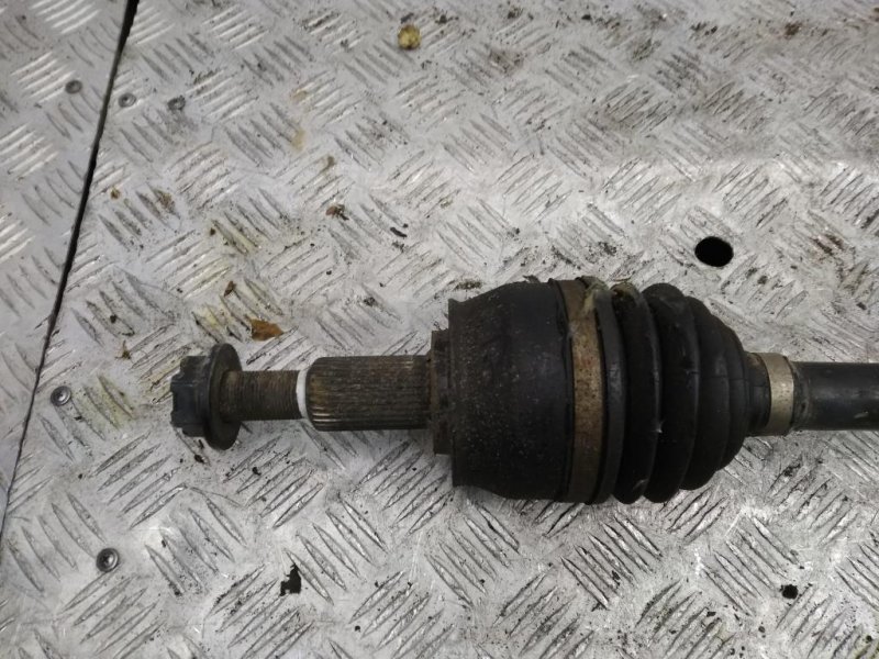 Привод задний задний правый JEEP CHEROKEE 14- Внедорожник 2.4 Привод задний задний правый JEEP CHEROKEE 14- Внедорожник 2.4