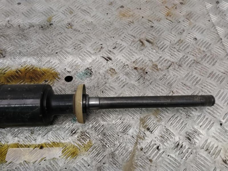 Привод задний задний правый CHEROKEE 14- 2015 Внедорожник 2.4 Привод задний задний правый CHEROKEE 14- 2015 Внедорожник 2.4