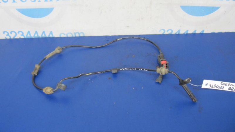 Запчасть датчик abs задний правый JEEP CHEROKEE 14- 2015 Внедорожник 2.4 4779897AC Б/У Датчик ABS задний правый JEEP CHEROKEE 14- 2015 Внедорожник 2.4 4779897AC Б/У