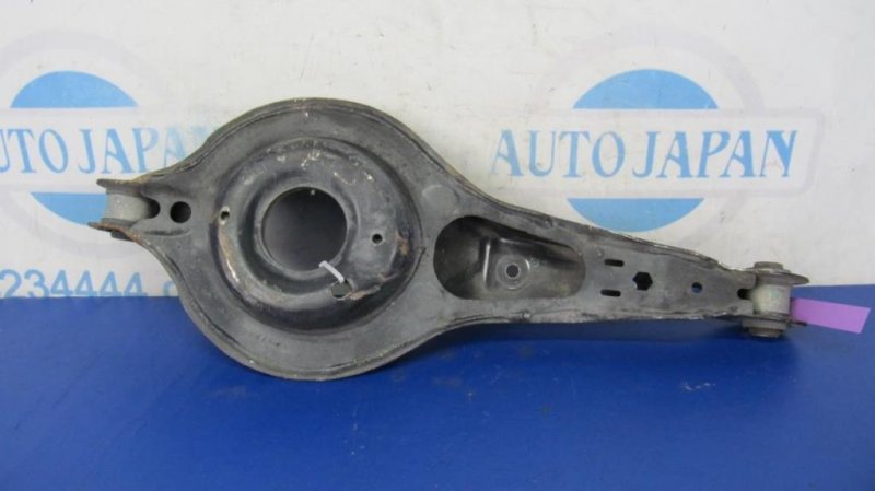 Рычаг задней подвески поперечный нижний задний левый FOCUS 10-18