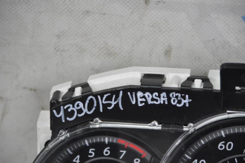 Панель приборов TIIDA/VERSA C11 04-11 2011 Хетчбек 1.8