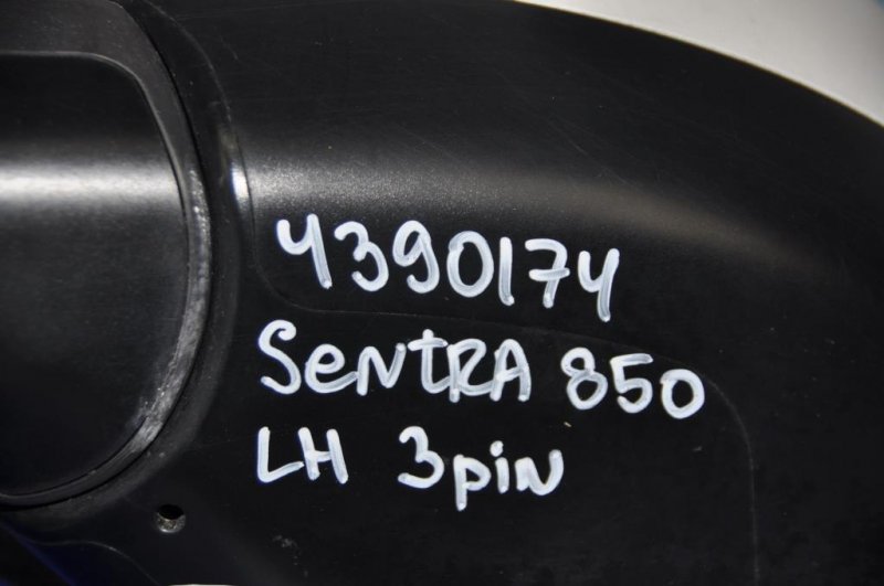 Зеркало левое NISSAN SENTRA B17 12-21 Седан 1.8 Зеркало левое NISSAN SENTRA B17 12-21 Седан 1.8