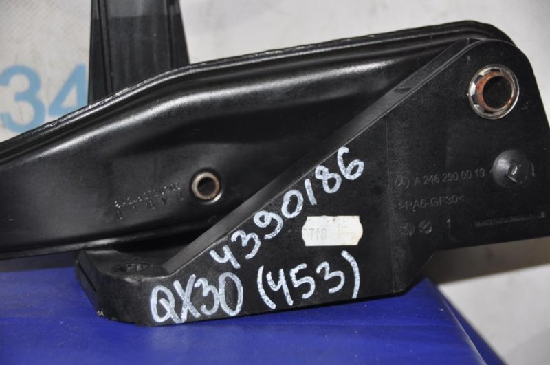 Педаль тормоза QX30 16-20 2016 Внедорожник 2.0 20PET