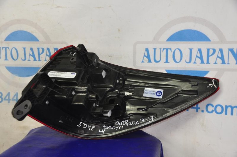 Фонарь наружный задний левый SUBARU OUTBACK BS 14-21 Фонарь наружный задний левый SUBARU OUTBACK BS 14-21