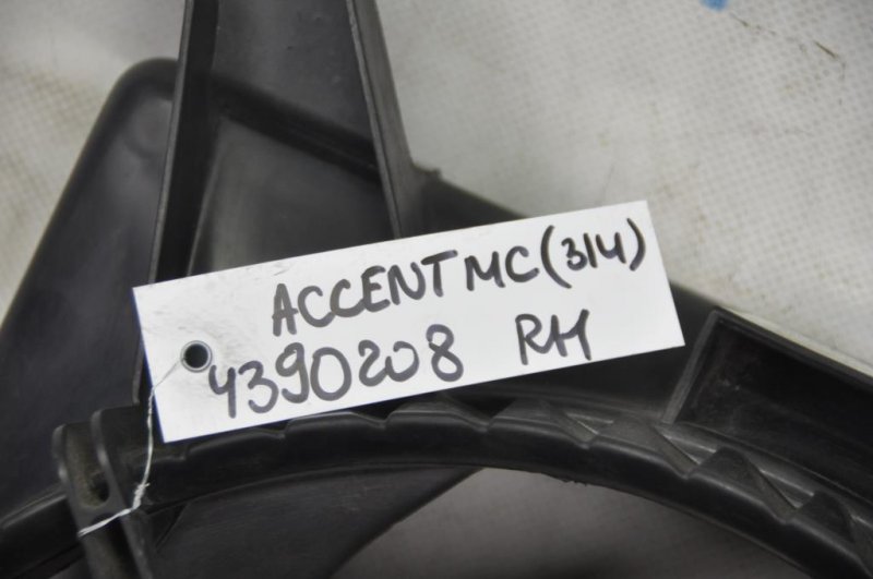 Диффузор вентилятора основного радиатора правый HYUNDAI ACCENT MC 06-10 Седан 1.6