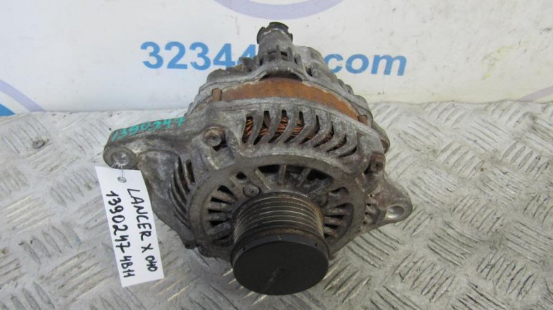 Генератор MITSUBISHI LANCER X 10 07-15 2008 Седан 2.0 1800A053 Б/У