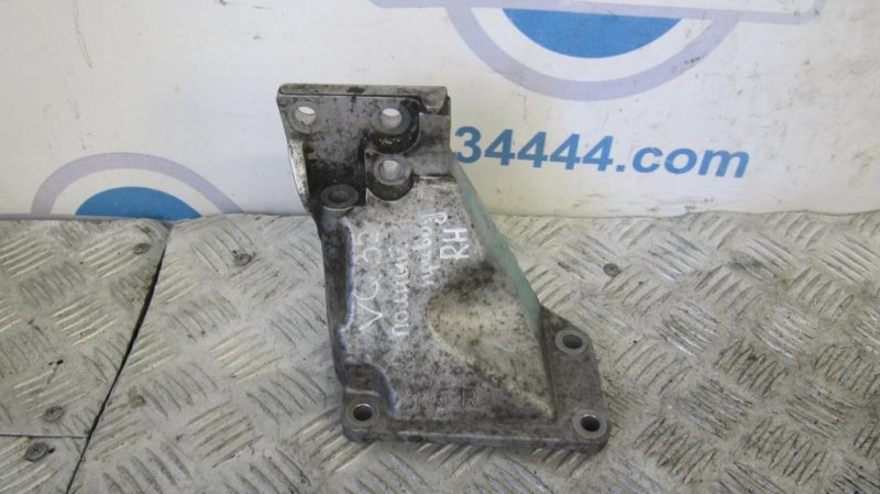 Кронштейн опоры двигателя правый INFINITI FX/QX70 S51 08-17 11232-JK500 Б/У