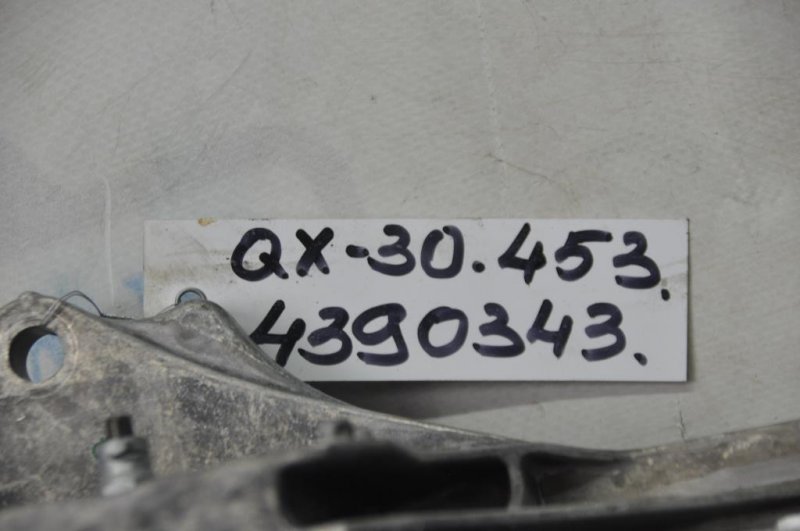 Рулевой вал QX30 16-20 2016 Внедорожник 2.0 20PET