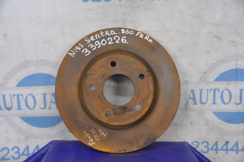 Запчасть тормозной диск передний NISSAN SENTRA B17 12-21 2013 Седан 1.8 40206-3SG0B Б/У Тормозной диск передний NISSAN SENTRA B17 12-21 2013 Седан 1.8 40206-3SG0B Б/У