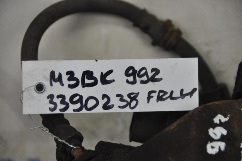 Суппорт тормозной передний левый 3 BK 03-08 2006 Седан 2.0