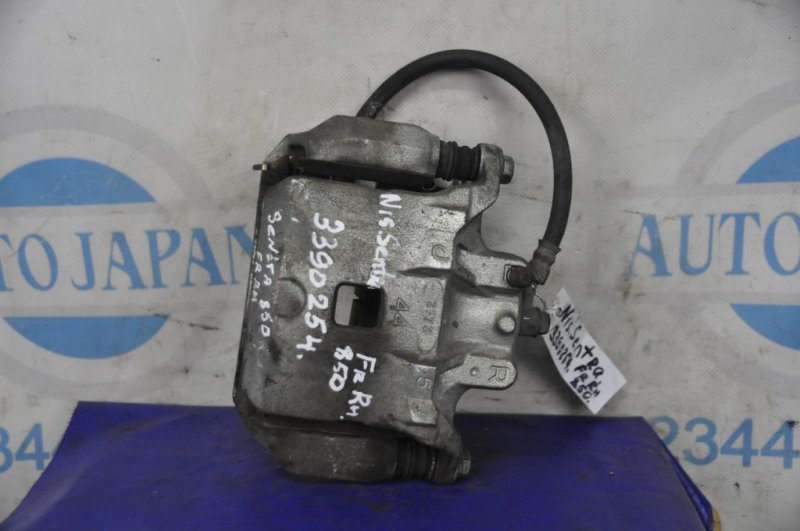 Запчасть суппорт тормозной передний правый NISSAN SENTRA B17 12-21 2013 Седан 1.8 41001-3SG0A Б/У Суппорт тормозной передний правый NISSAN SENTRA B17 12-21 2013 Седан 1.8 41001-3SG0A Б/У