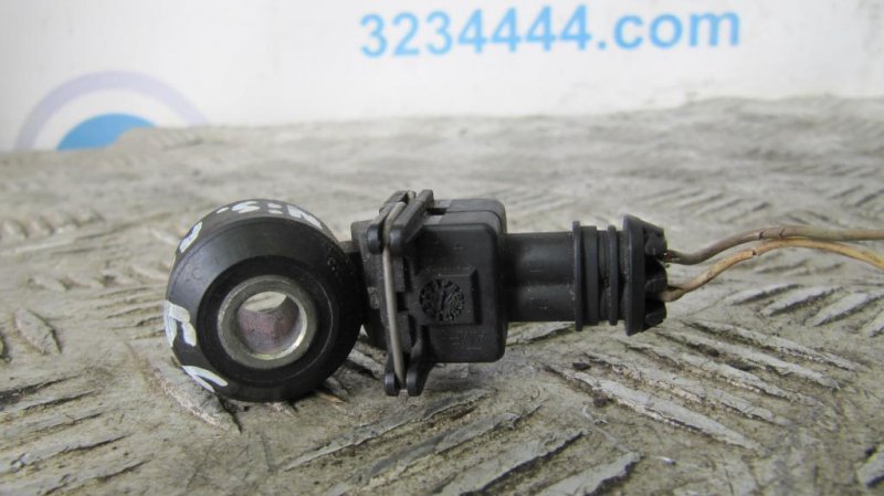 Датчик детонации NISSAN QX56 / TITAN / ARMADA 04-16 22060-7S000 Б/У