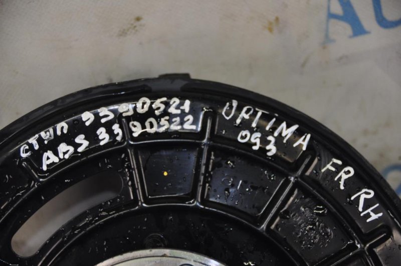 Кулак поворотный передний правый KIA OPTIMA JF 15-20 Седан 2.4