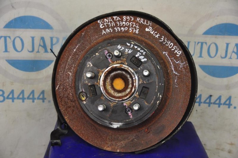 Запчасть ступица задняя левая HYUNDAI SONATA YF 10-14 2014 Седан 2.4 52730-3S200 Б/У Ступица задняя левая HYUNDAI SONATA YF 10-14 2014 Седан 2.4 52730-3S200 Б/У