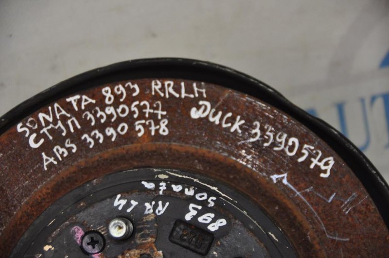 Ступица задняя левая SONATA YF 10-14 2014 Седан 2.4 Ступица задняя левая SONATA YF 10-14 2014 Седан 2.4