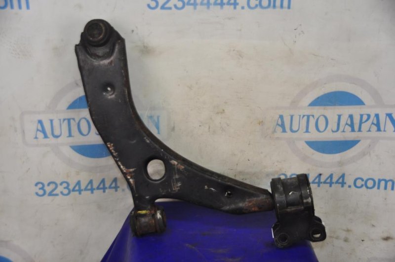 Рычаг передней подвески нижний передний левый MAZDA 3 BK 03-08 Седан 2.0
