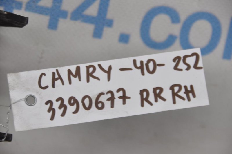 Рычаг задней подвески поперечный нижний задний правый CAMRY 40 06-11 2007 ACV40 2.4 2AZFE