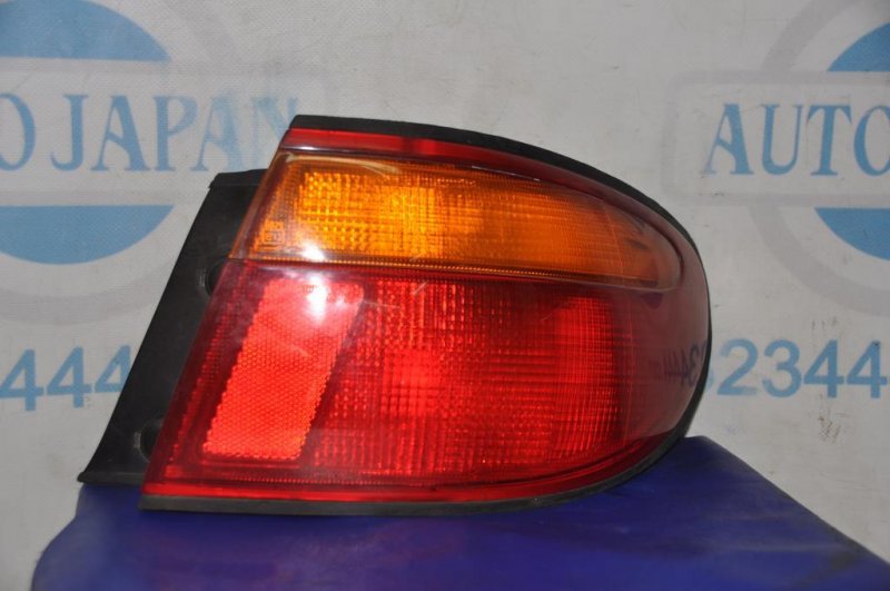 Фонарь наружный задний правый MAZDA XEDOS 9 X9 (TA) 93-02 8BT1-51-150 Б/У