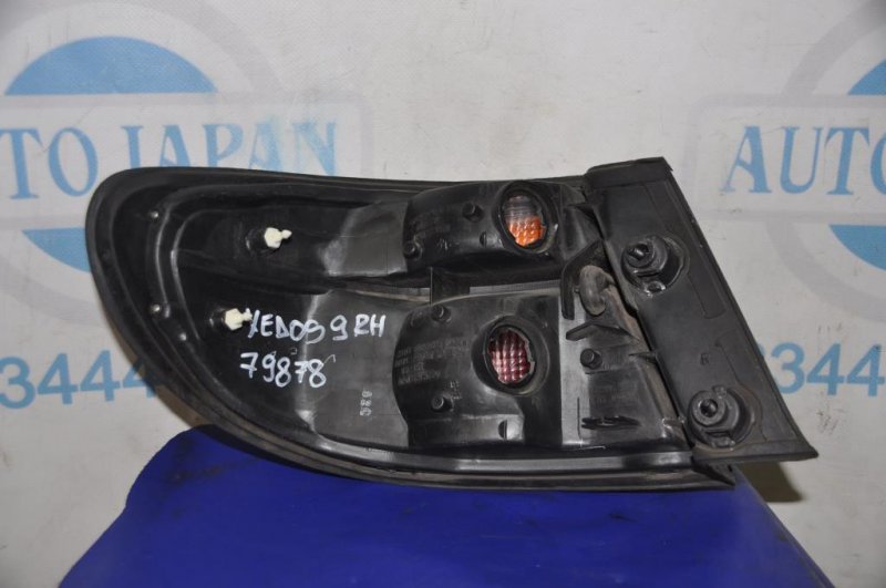 Фонарь наружный задний правый MAZDA XEDOS 9 X9 (TA) 93-02