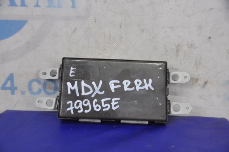 Блок электронный передний правый ACURA MDX (YD2) 06-13 YD2 38860-STX-A11 Б/У