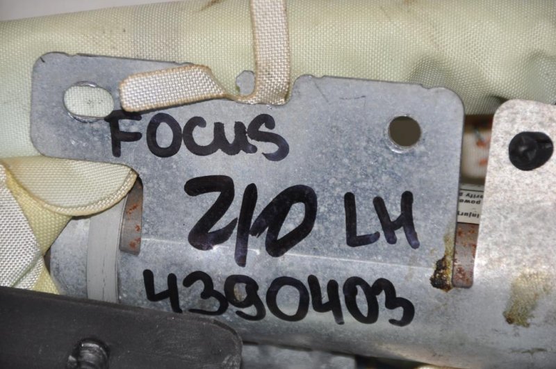 Подушка безопасности (штора) левая FOCUS 10-18