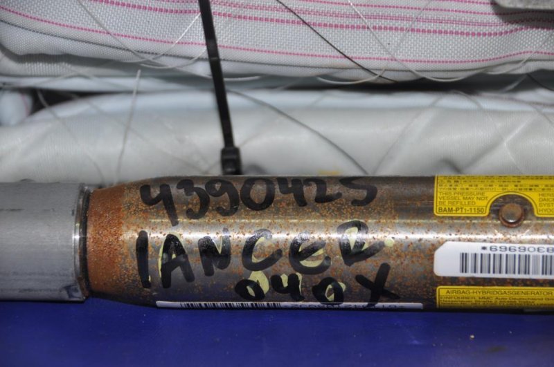 Подушка безопасности (штора) левая LANCER X 10 07-15 Подушка безопасности (штора) левая LANCER X 10 07-15