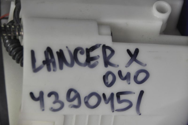 Топливный насос LANCER X 10 07-15 2008 Седан 2.0