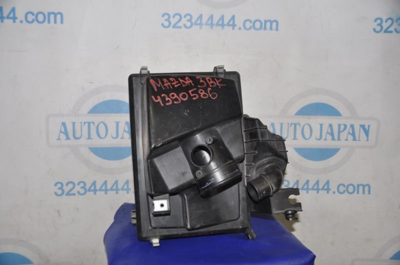 Корпус воздушного фильтра MAZDA 3 BK 03-08 2006 Седан 2.0 LF50-13-320D Б/У