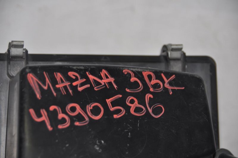 Корпус воздушного фильтра 3 BK 03-08 2006 Седан 2.0