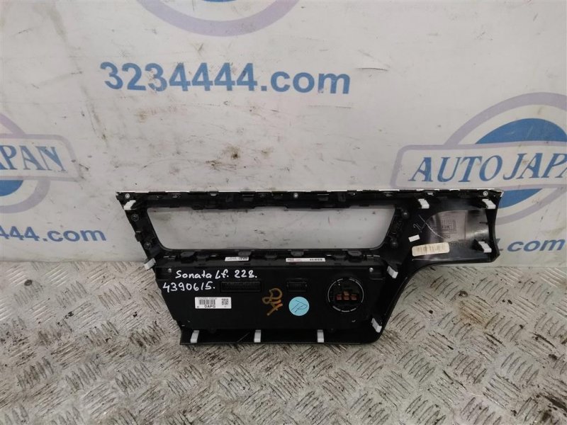 Блок управления печкой SONATA LF 2014- 2016 Седан 2.4