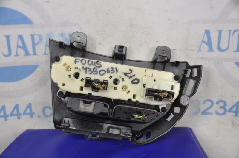 Блок управления печкой FORD FOCUS 10-18