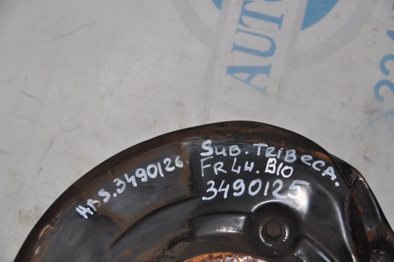 Кулак поворотный передний левый SUBARU TRIBECA B10 07-13
