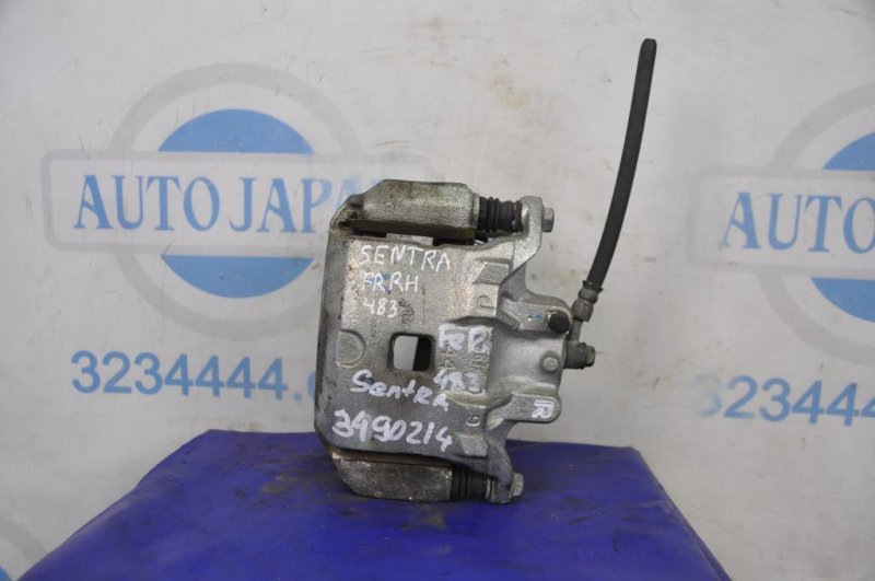 Запчасть суппорт тормозной передний правый NISSAN SENTRA B17 12-21 2016 Седан 1.8 41001-3SG0A Б/У Суппорт тормозной передний правый NISSAN SENTRA B17 12-21 2016 Седан 1.8 41001-3SG0A Б/У