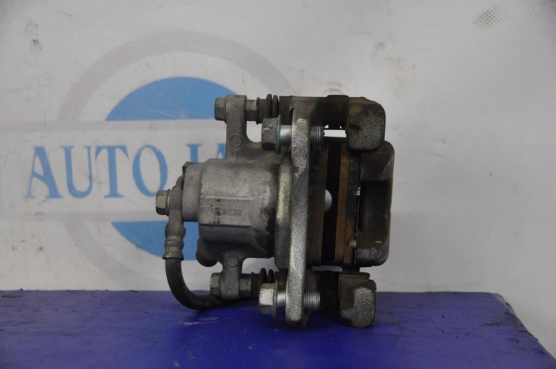 Суппорт тормозной задний правый TOYOTA CAMRY 55 14-17 Суппорт тормозной задний правый TOYOTA CAMRY 55 14-17