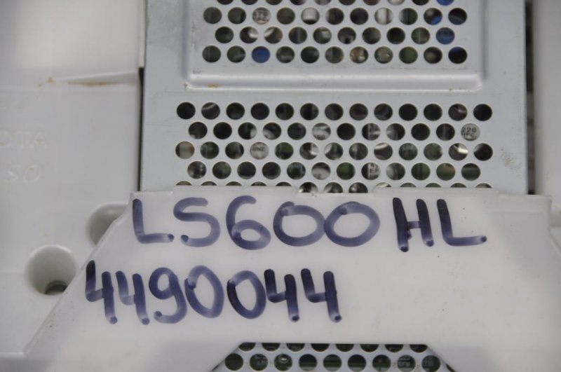 Панель приборов LS600HL 06-17 2008 Седан 5.0