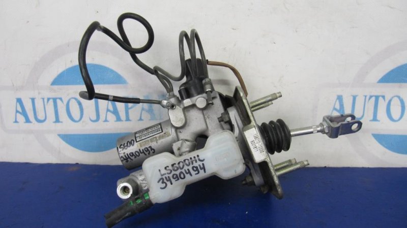 Запчасть главный тормозной цилиндр LEXUS LS600HL 06-17 2008 Седан 5.0 138010-10500 Б/У Главный тормозной цилиндр LEXUS LS600HL 06-17 2008 Седан 5.0 138010-10500 Б/У