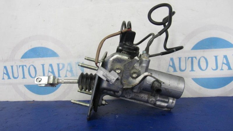 Главный тормозной цилиндр LS600HL 06-17 2008 Седан 5.0 Главный тормозной цилиндр LS600HL 06-17 2008 Седан 5.0